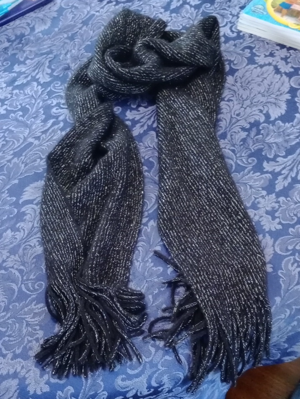 Black Metallic Threaded Women's Fringe Scarf